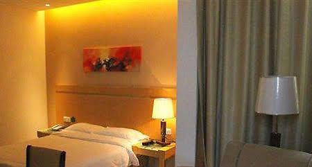 Wuhu Bauhinia Hotel Kültér fotó